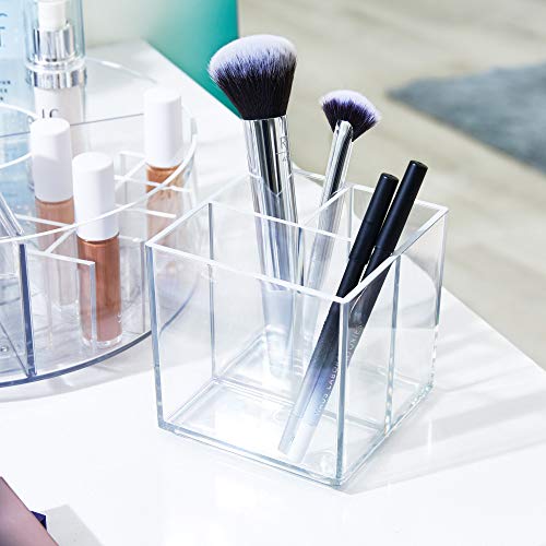 iDesign Caja de Maquillaje, brochas con 3 apartados de la colección Exclusiva de Sarah Tanno, Organizador de plástico para Pinceles, lápices y más, Transparente, 10,4 x 10,4 x 10,7