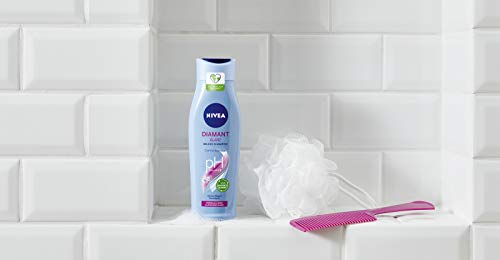 NIVEA Champú suave Diamant Brilliant, champú nutritivo con partículas de diamante para cabellos normales y ásperos, 250 ml