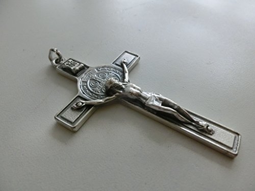 GTBITALY 10.266.30 Cruz de San Benito Modelo Económico Medida 8 cm con Anillo Exorcismo Exorcista