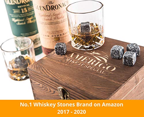 Whisky Piedras Set de Regalo y 2 Vasos de Whisky - Sea Diferente a la Hora de Elegir un Regalo - Reutilizables Cubitos de Hielo - 8 Whisky Rocks de Granito - Amerigo Whiskey Stones Gift Set