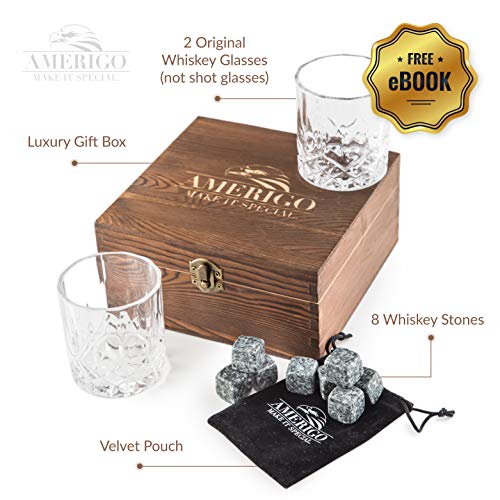 Whisky Piedras Set de Regalo y 2 Vasos de Whisky - Sea Diferente a la Hora de Elegir un Regalo - Reutilizables Cubitos de Hielo - 8 Whisky Rocks de Granito - Amerigo Whiskey Stones Gift Set