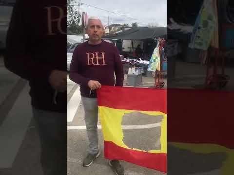 ¿Por qué se realizan agujeros en la bandera de España?